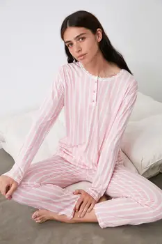 

Trendyol Striped Knitted Pajamas Set THMAW21PT0849