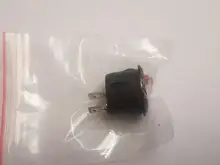 1pc negro rojo blanco/redondo basculante interruptor de palanca 6A/250VAC 10A 125VAC de tapa del interruptor con botón de plástico 2PIN