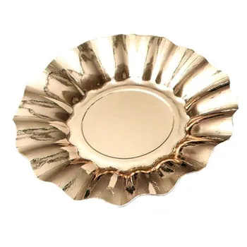 

Pack of 8 large gold wavy plates for birthday party decoration, communes, anniversaries, kids
