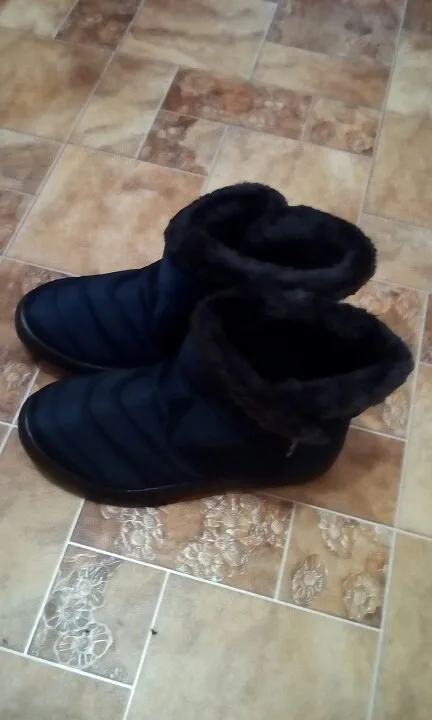 Warm Plush Waterproof Woman Snow Boots photo review
