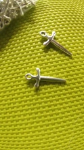 50 Uds Charms espada daga 21x10mm hecho a mano artesanía Fabricación de colgantes fit, color plata tibetana Vintage, DIY para pulsera collar