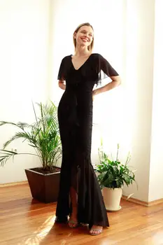 

Trendyol Flywheel Detailed Evening & Prom Gown TPRSS20AE0307
