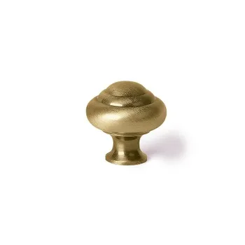 

Box with 10 knobs classic-style made of Zamak gold-finish and 28 mm in diameter.