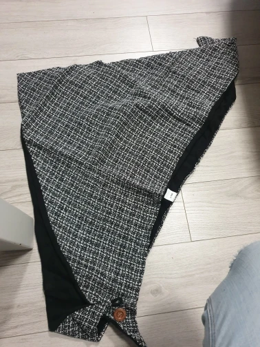 Patterned triangle scarf photo review