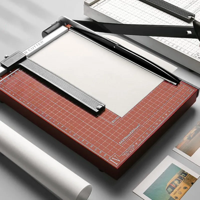 How To Use A Guillotine Paper Cutter 