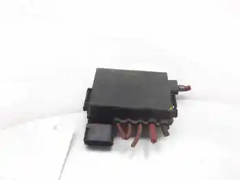 

1J0937550 RELES box/SKODA OCTAVIA BERLINA fuses (1U2)