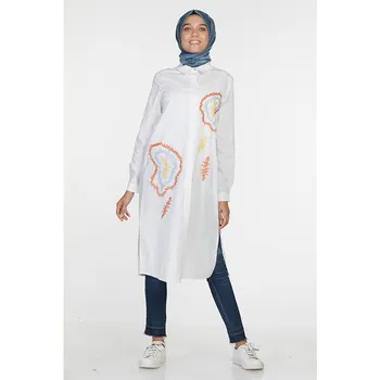 

Armine Embroidery Detail Tunik Ecru 9 Y4810