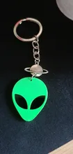 LLavero de cabeza de Alien acrílico, llavero de Alien verde fluorescente/llavero espacial/Kawaii/gótico Pastel/OVNI
