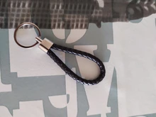 LLavero de cuerda de cuero tejido a mano para parejas, colgante creativo de cuero hecho a mano, joyería