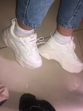 Zapatillas gruesas vulcanizadas informales para mujer, zapatillas de plataforma alta con cordones, color negro, 2020