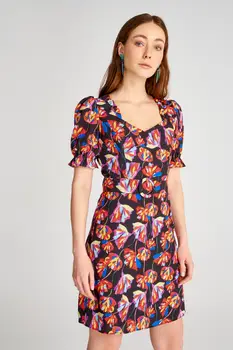

Trendyol Arched Back Detail Dress TWOSS20EL2265