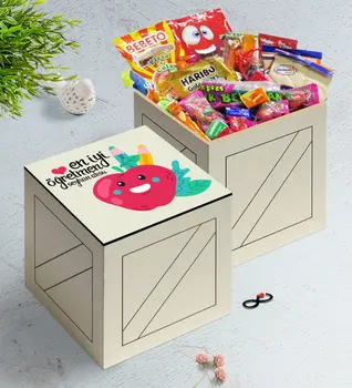 

Personalized Best Teacher In Wooden Box Nostalgic Lezzetler Gift Seti-11
