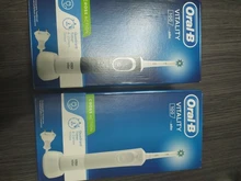 Oral B Vitality D100 CrossAction, Cepillos de dientes Eléctricos Recargables Blanco/Negro, limpieza 2D, cabezal oscila y rota