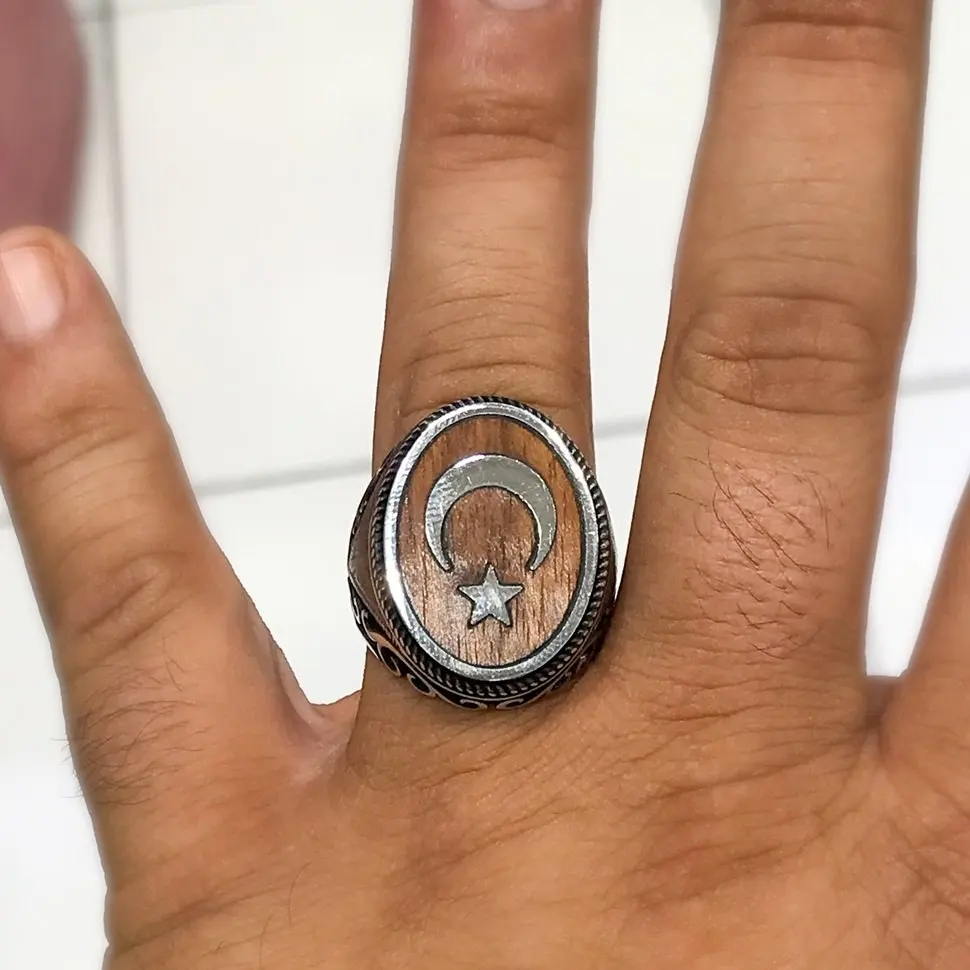 Серебряное мужское кольцо со змеиным деревом, Луной и звездами
