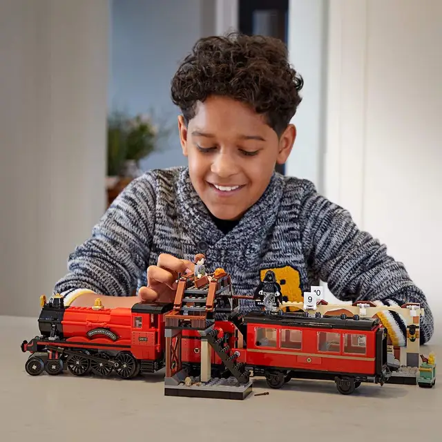 Lego harry potter tm hogwarts express™Harry potter trem e plataforma de  brinquedos adventure world 9 3/4 (75955) - AliExpress