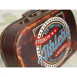 

VINTAGE SUITCASE