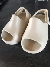 Sandalias antideslizantes para bebés, niños y adultos, zapatos de agua ligeros de espuma para playa y verano