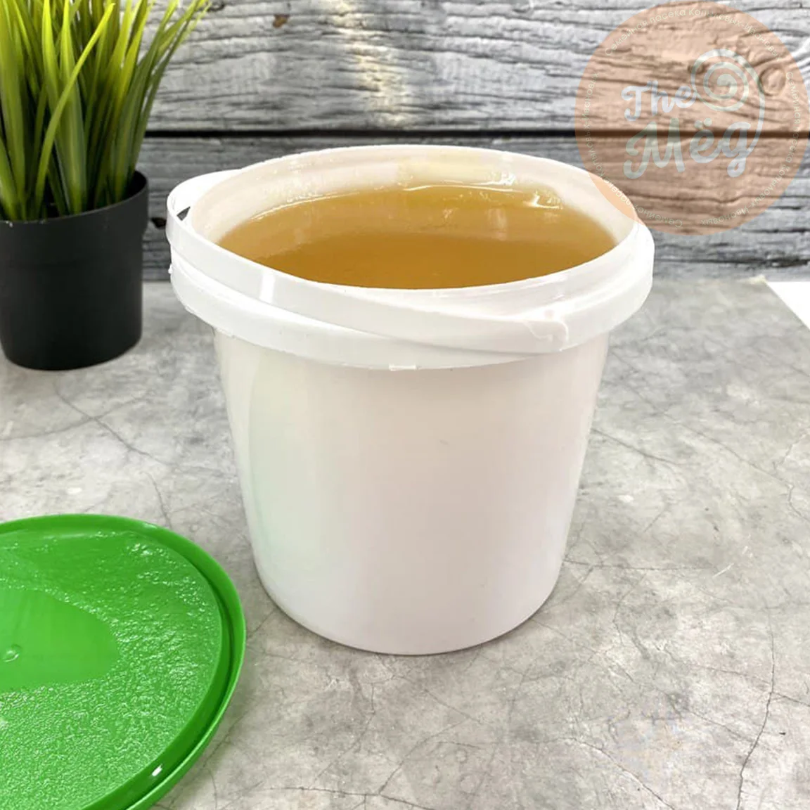 Honey natural flower, multi-herbal, delicious honey with private Apex 1 liter (1,4 kg)