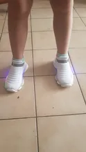 Zapatillas de deporte para niños y niñas, calcetines luminosos Led de malla con letras, deportivas para correr, calzado Infantil