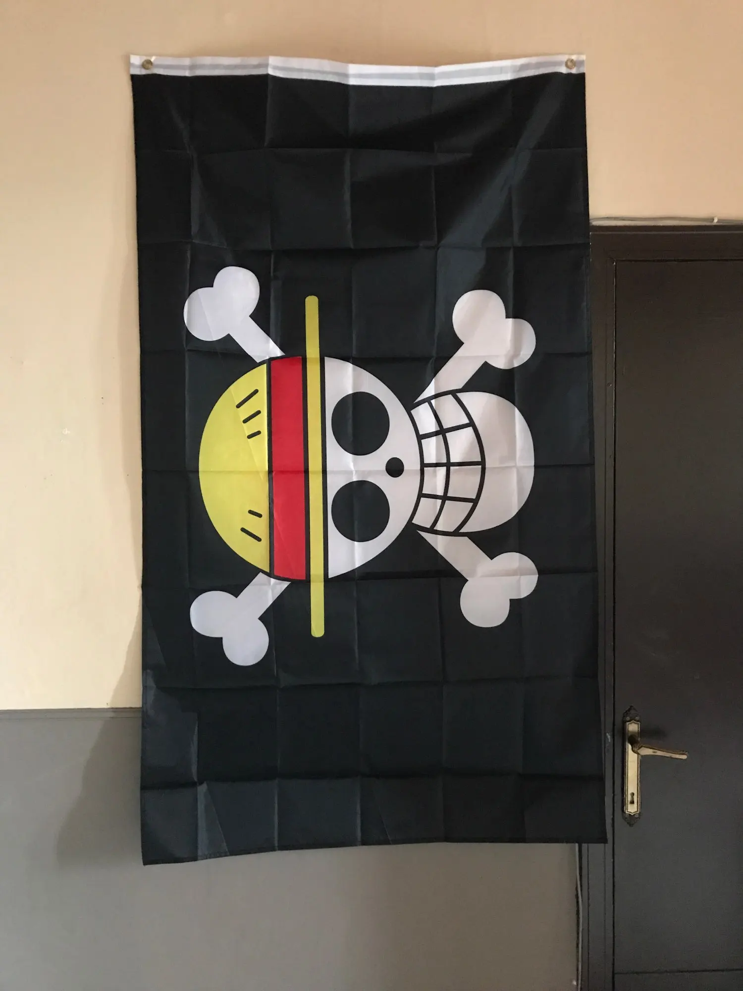 One Piece Monkey D. Luffy Skull Flag 90*150CM photo review