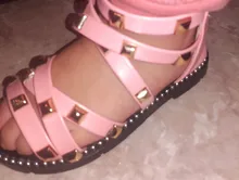 Sandalias de verano de 2021 los niños gladiador sandalias romanas remaches clásico playa zapatos con cremallera de cuero suave cómodo 21-36