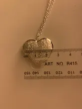 Diseño único tallado corazón-marco de fotos con forma colgante con abalorio, collares de medallón ajustables, joyería conmemorativa para hombres y mujeres