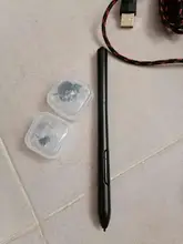 10x6 Inch Professional Graphics Drawing Tablet 12 Express Keys with 8192 Levels Battery-Free