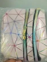 AIREEBAY-riñonera holográfica plateada para mujer, bolso con cinturón, color negro, con formas geométricas, para pecho y teléfono