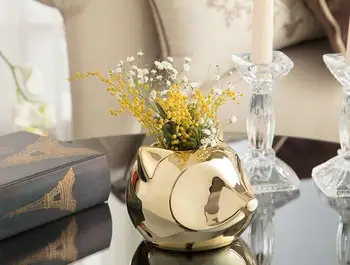 

Elegant and Luxury Gold designed Fox Object home decoration