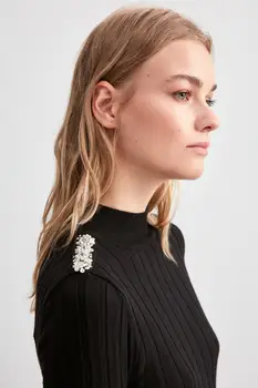 

Trendyol Gemstone Knitwear Sweater TWOAW20KZ1106