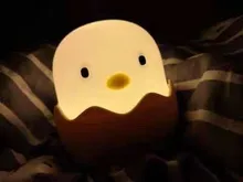 Luz Led nocturna para niños, lámpara de silicona suave recargable por USB, decoración de dormitorio, regalo, noche de pollito de Animal, sombra de Luna