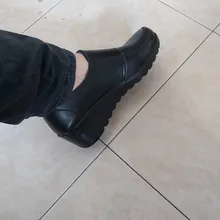 GKTINOO-zapatos de tacón alto de piel suave para mujer, cuñas, zapatos casuales individuales, para madres, primavera y otoño