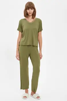 

DeFacto Woman Knitted Sets-S1389AZ20AU