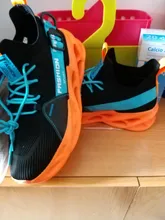 Zapatillas deportivas transpirables de malla para hombre y mujer, calzado ligero y suave y grueso con agujeros para parejas