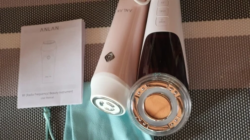 Отзыв о товаре ANLAN rf лифтинг аппарат массажер для лица микротоки для лица рф лифтинг аппарат RF Устройство для красоты RF лифтинг для лица радиочастотная мезотерапия для лица омоложение кожи лифтинг укрепляющее удаление морщин от пользователя A***i
