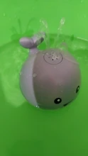 Ballena eléctrica de inducción para niños pequeños, juguetes de baño con aspersor de música, luces coloridas, juguetes de agua
