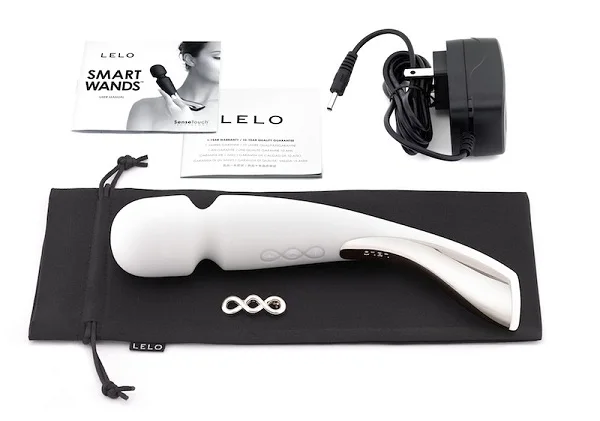 Большой профессиональный массажер Smart Wand Large белого цвета