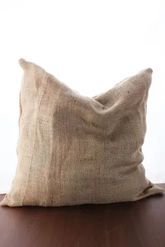

Qtük Straw Cushion 30CM