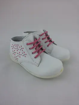 

252083-21 shoes (23-26) 8 (26)