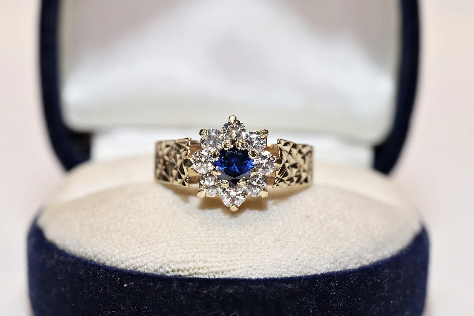 

Perfect 9k Gold Antique Victorian Natural Diamond And Sapphire Decorated Amazing Ring