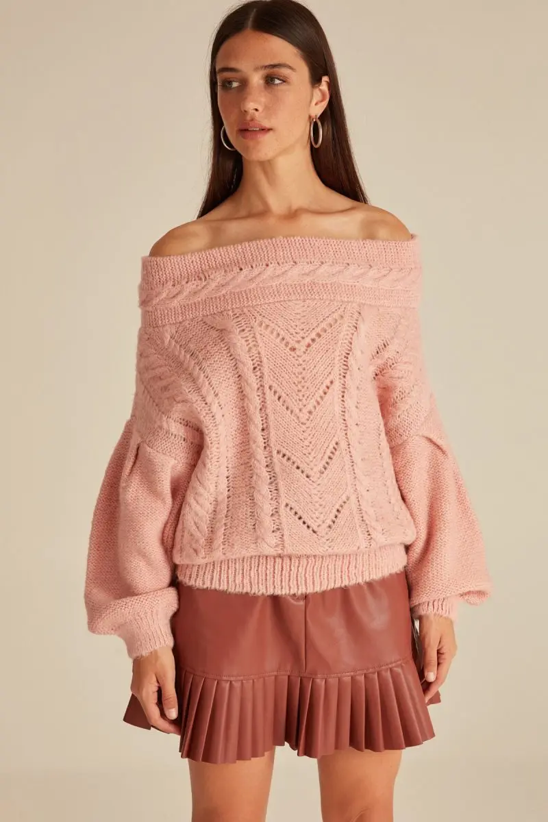 

Joinus Cable Knit Off Shoulder Jumper Woman Powder Color