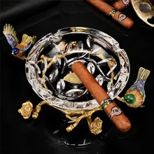

Exquisite Elegant Austrian Crystal Ashtray Inlaid Copper Carving Cigar Ashtray 4 Slot Cigar Ashtray Holder For Decorate With Box