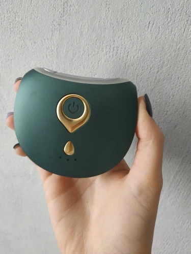 Отзыв о товаре Массажер для шеи OKACHI GLIYA, 2021 г., для массажа лица, разглаживания и удаления морщин, вибрация, холодный и горячий компресс, светодиодная подсветка, EMS терапия от пользователя K***k