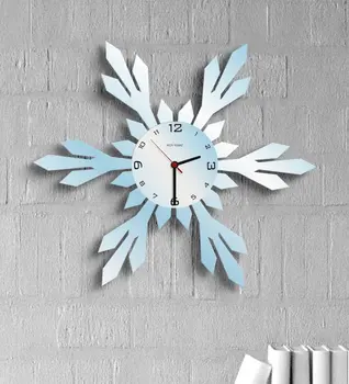 

Personalized Snowflake Wood Wall Clock (Model 7C)