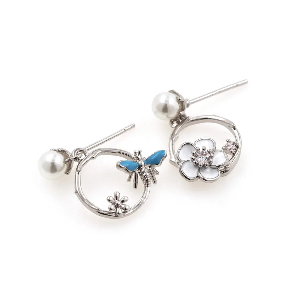 Flower Earrings,Silver Flower Earrings, Wreath Earrings, Dragonfly Earrings, Exquisite Dragonfly Earrings, Jewelry Dharm