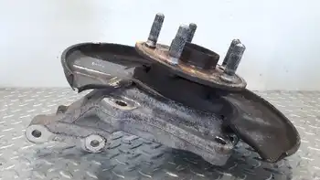 

8801307 steering knuckle Front Left Opel Insignia Saloon Selective