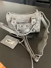 Bolso europeo de cuero PU para motocicleta para mujer, bandoleras cruzadas con remaches y borlas