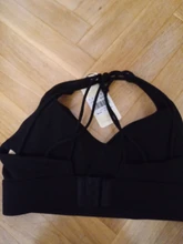 F.DYRAA Sujetador con correas cruzadas a prueba de golpes Sujetador deportivo para correr Gimnasio Sujetador superior Mujer Dobladillo ancho Push Up Entrenamiento Fitness Yoga Crop Tops Sujetador