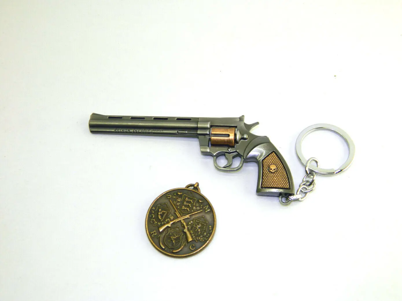 Keychain-Colt-Python-357-revolver-gun-PUBG-children-toy-gun.jpg