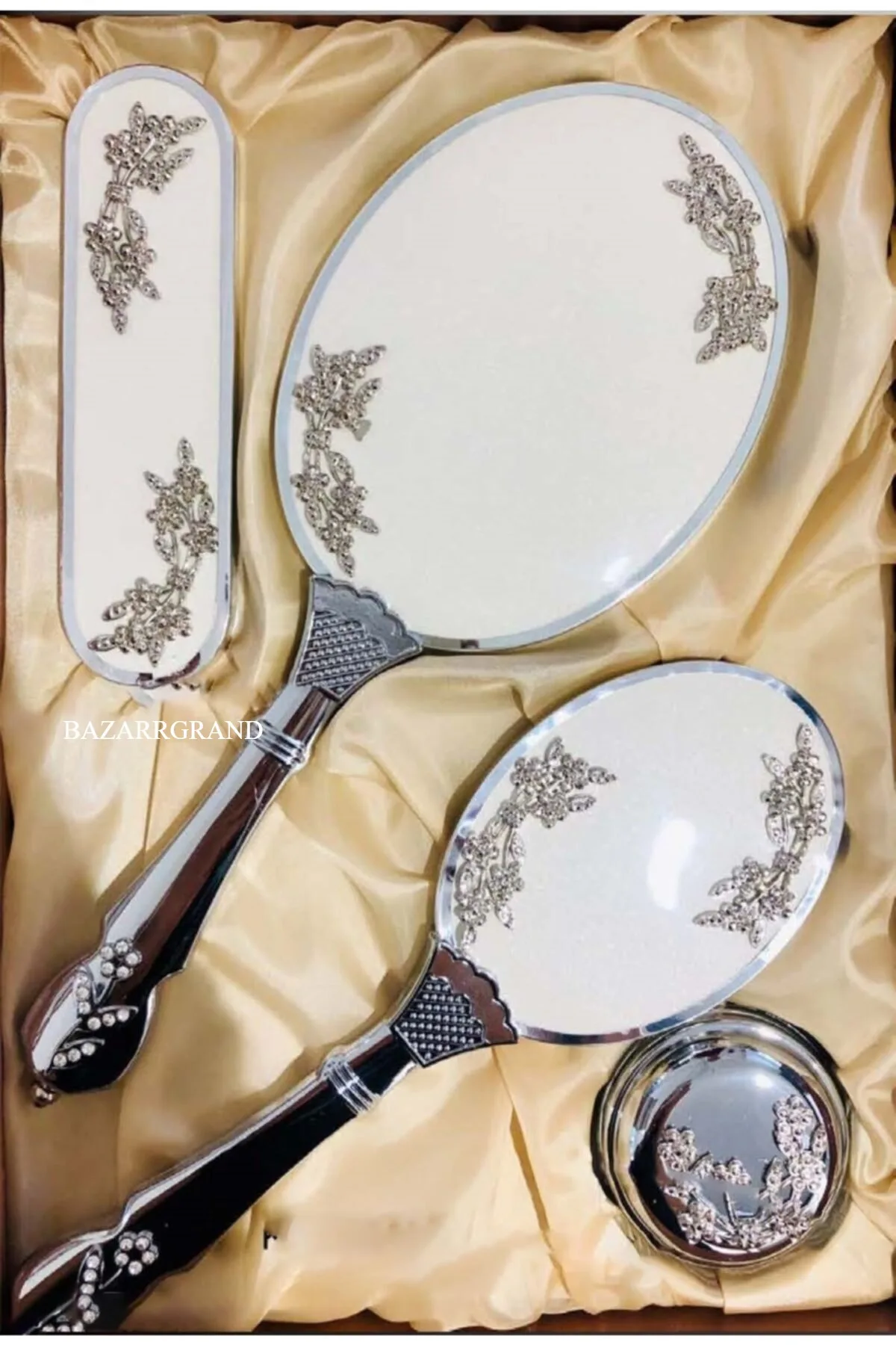 

Mirror Comb Mirror Comb Set WITH COMB QUALITY COLOR TO ADD ELEGANCE TO YOUR STYLE FREE SHİPPİNG